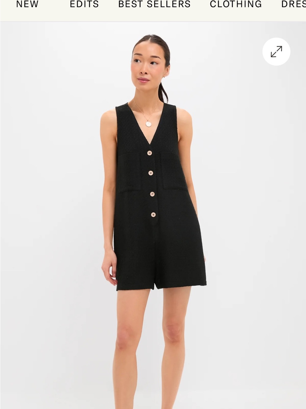 Tuckernuck Myla Black Sleeveless V-Neck Button Romper L